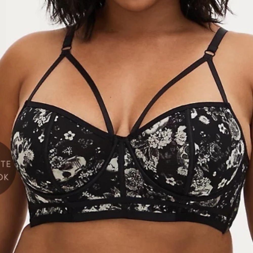 NWT Torrid Size 0X Black Skull Bralette